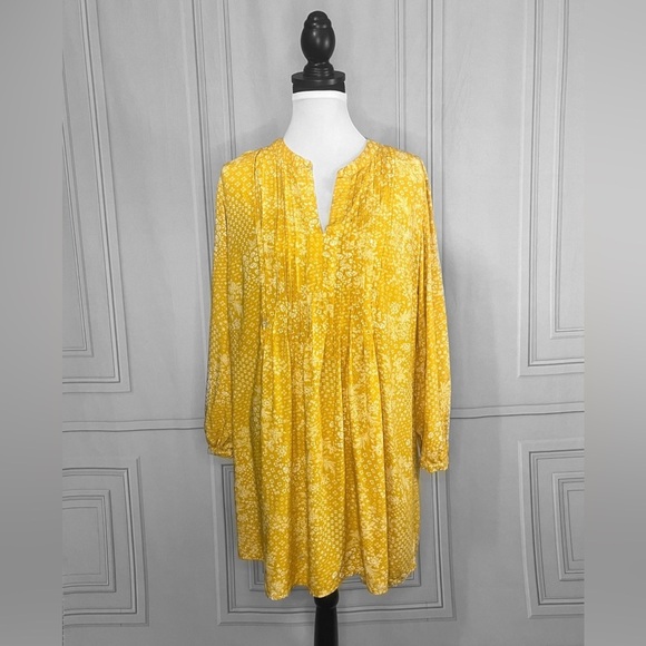 Yellow floral dress 🖤 - Picture 1 of 12